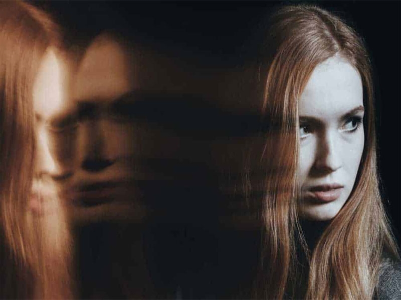 اختلال چند شخصیتی یا اختلال هویت تجزیه ای چیست؟